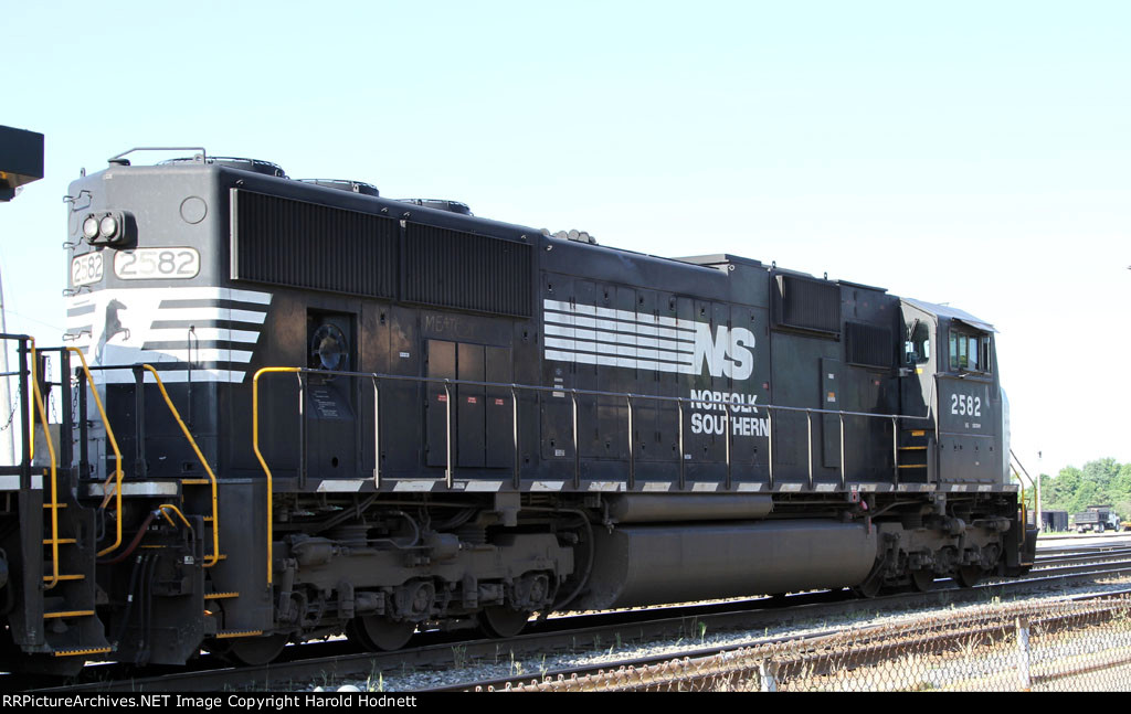 NS 2582